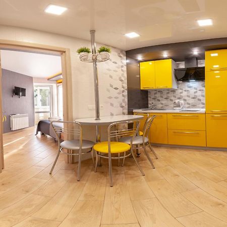 Yellow Loft Luxury Apartments With 2 Bedrooms Poltava Exterior foto
